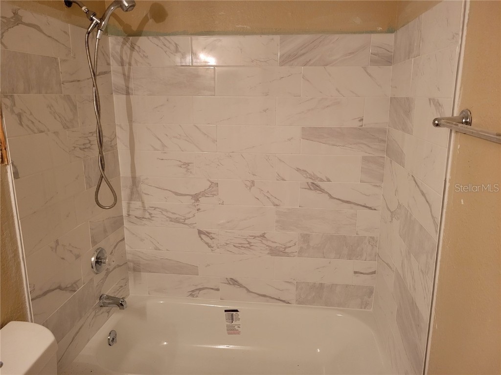 5635 Devonbriar Way #K204 Orlando FL 32822 O6356261 image3