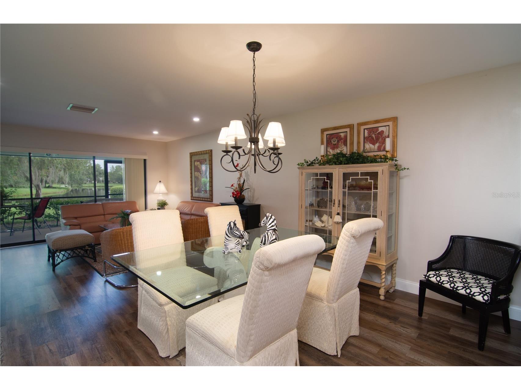 5635 Golf Pointe Drive #101 Sarasota FL 34243 A4687173 image9