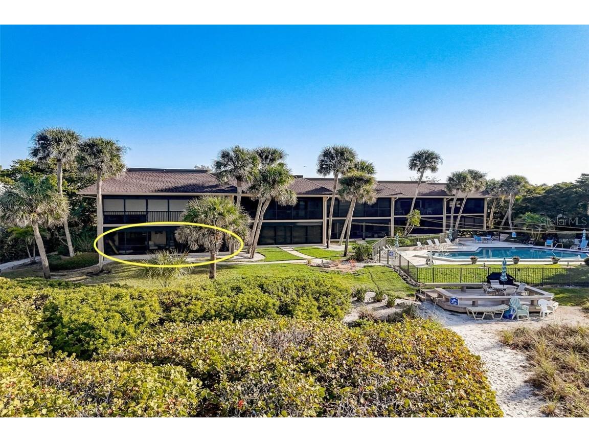 5635 Gulf Of Mexico Drive #105 Longboat Key FL 34228 - GULF OF MEXICO A4601403 image1