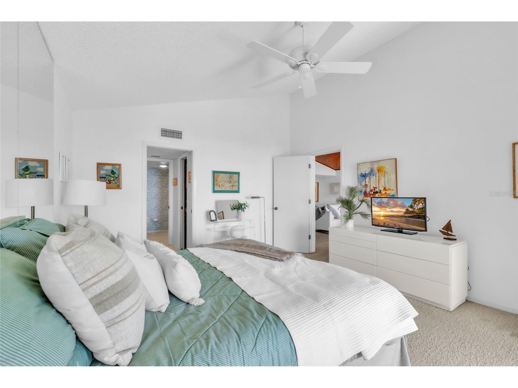 5635 Gulf Of Mexico Drive #202 Longboat Key FL 34228 - GULF OF MEXICO A4683336 image27