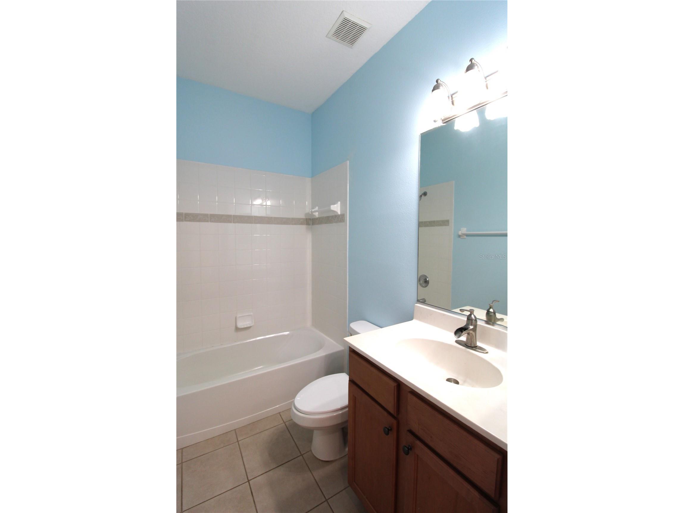 5635 Spanish Point Court Palmetto FL 34221 A4699807 image12