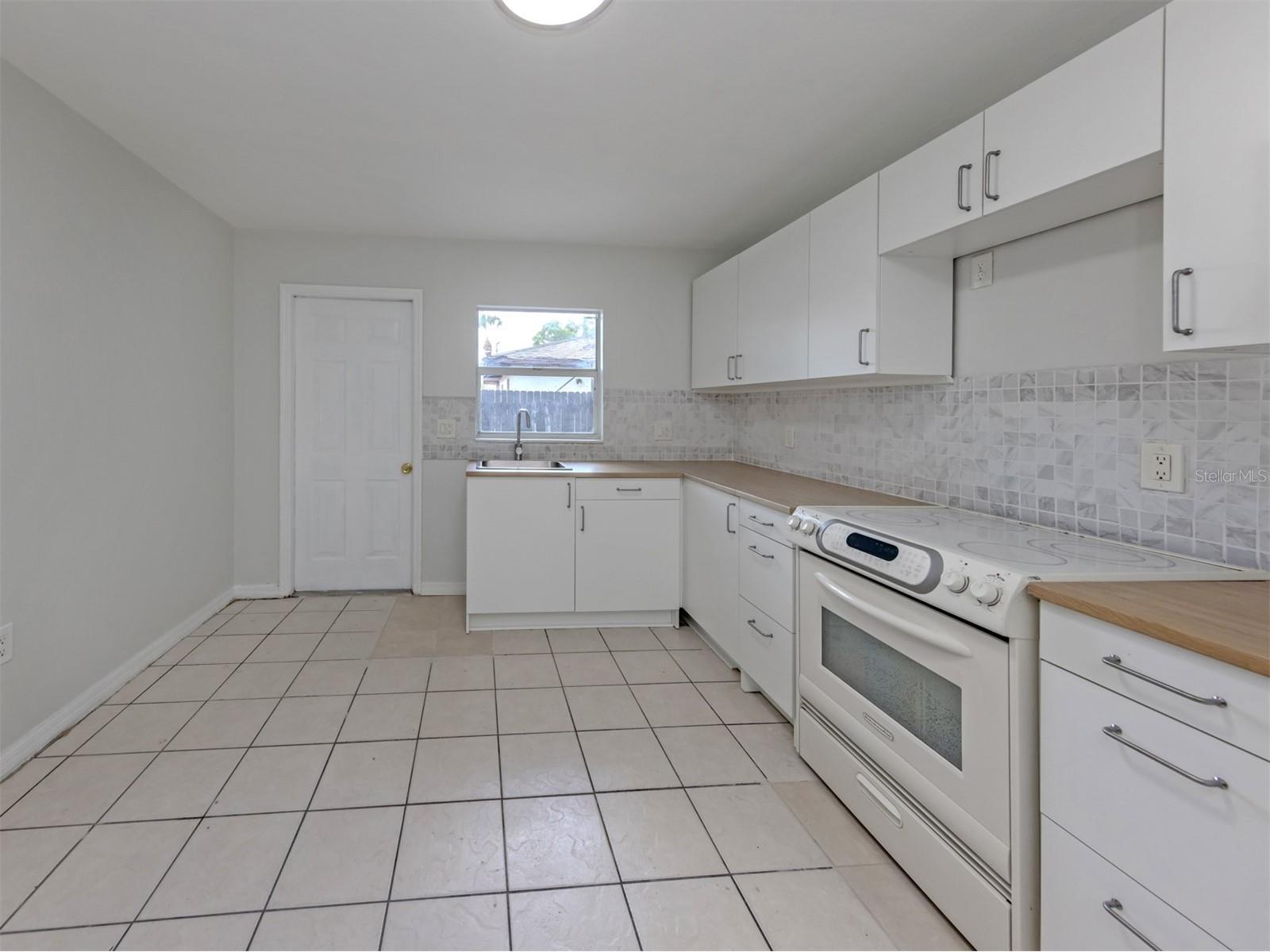 5636 6th Street Court E Bradenton FL 34203 N6143811 image20