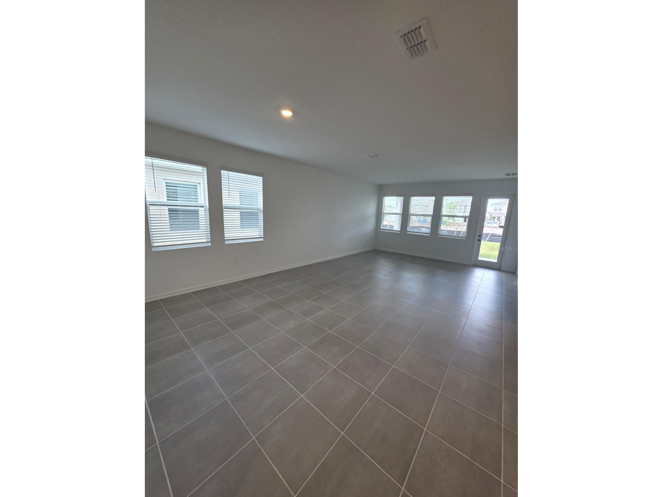5637 Nina Way Saint Cloud FL 34771 O6396305 image16