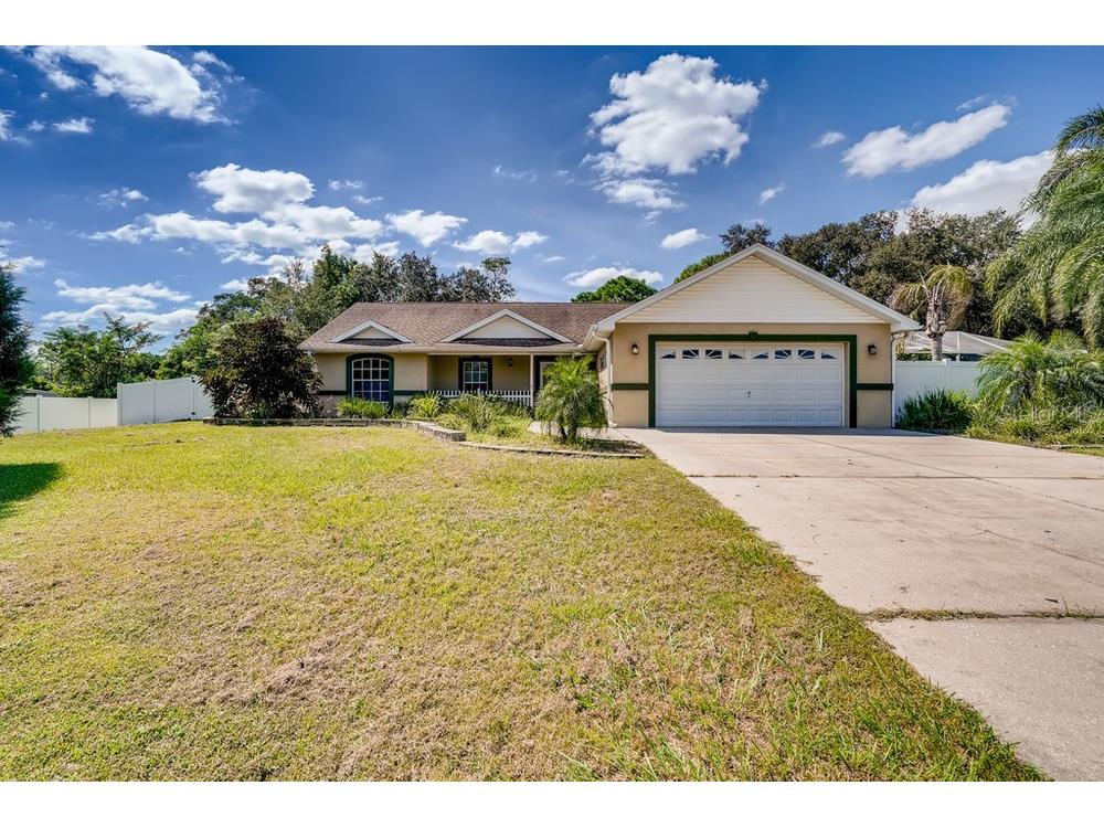 5637 Rick Drive Zephyrhills FL 33541 W7838520 image1
