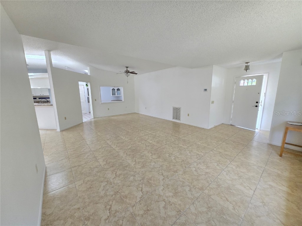 5638 Garden Lakes Palm Bradenton FL 34203 A4657122 image4