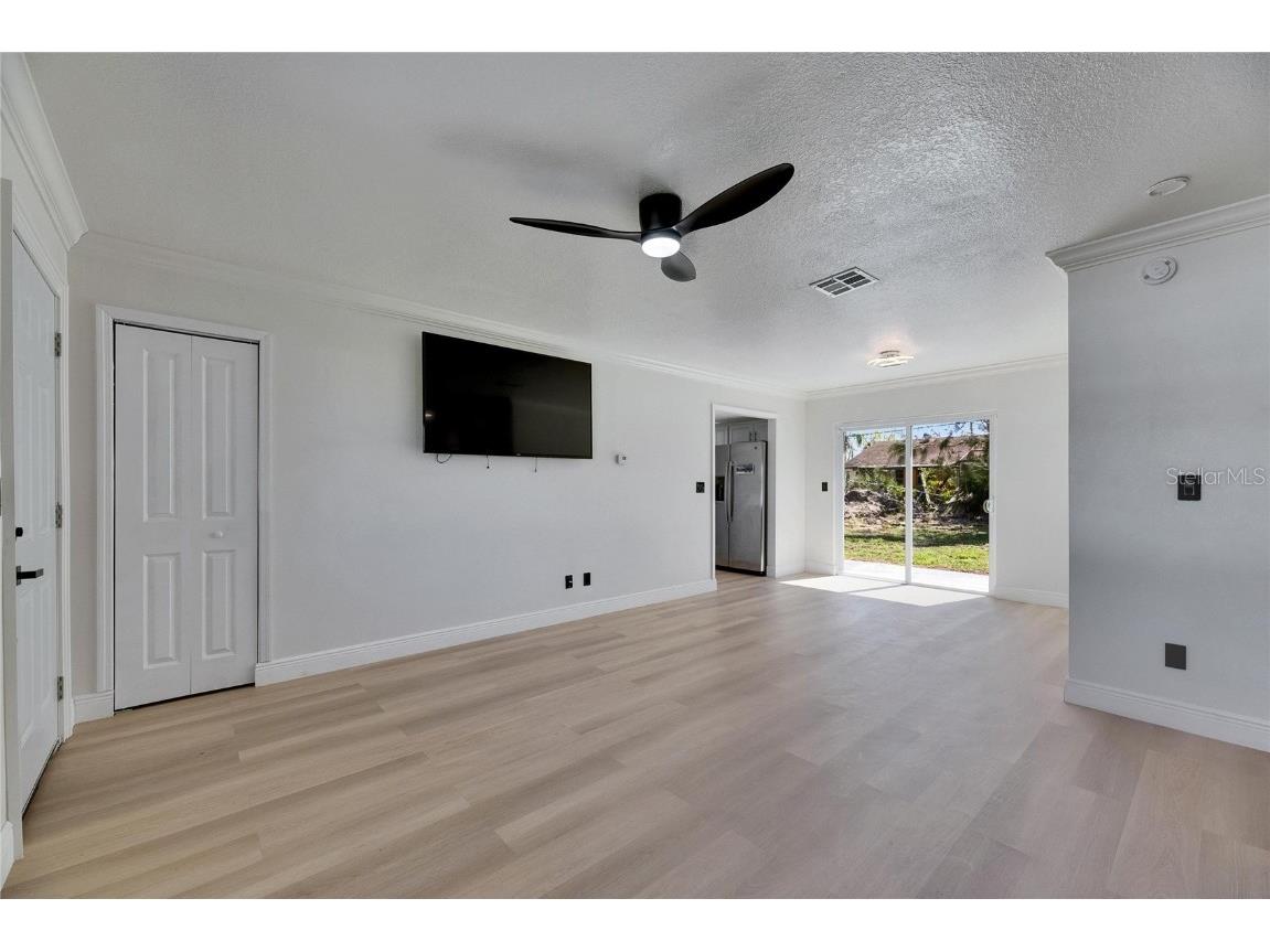 564 Florida Circle S Apollo Beach FL 33572 TB8435397 image10