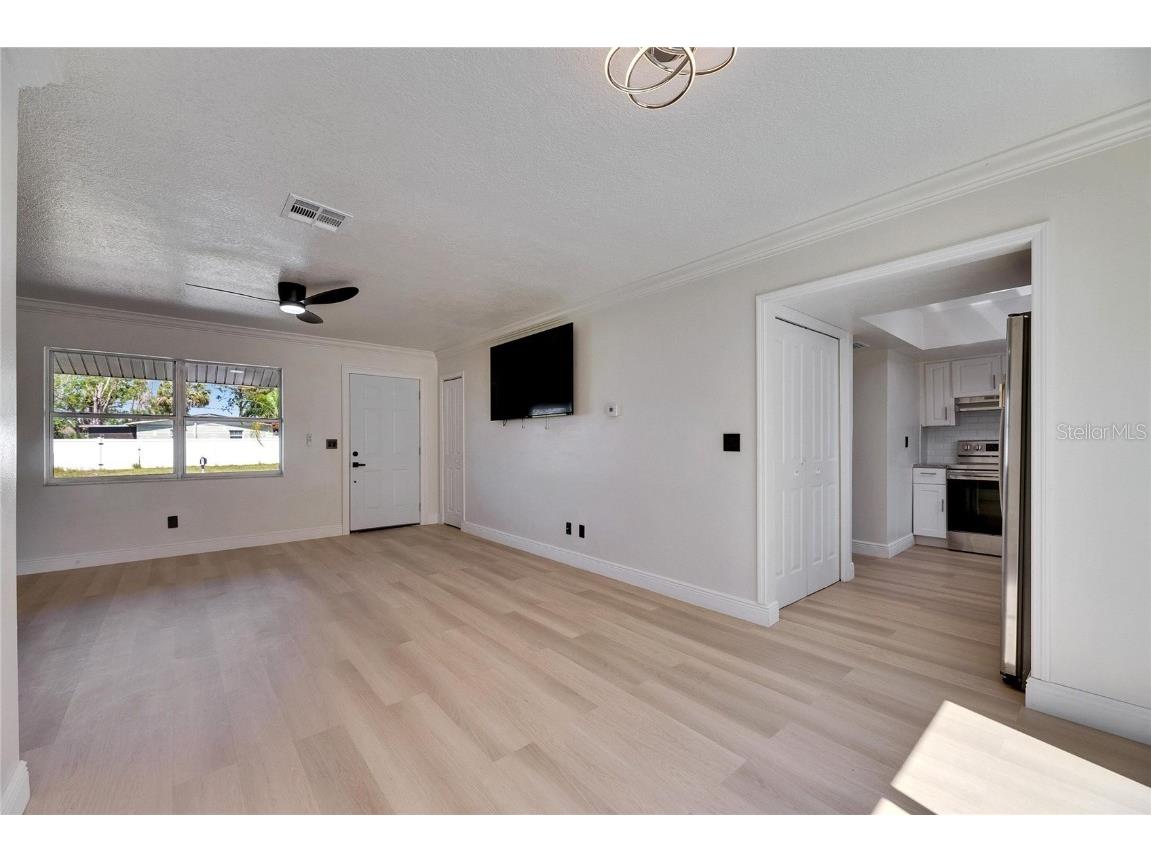 564 Florida Circle S Apollo Beach FL 33572 TB8435397 image11