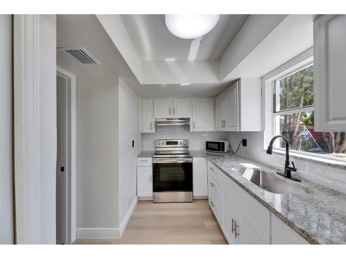 564 Florida Circle S Apollo Beach FL 33572 TB8435397 image22