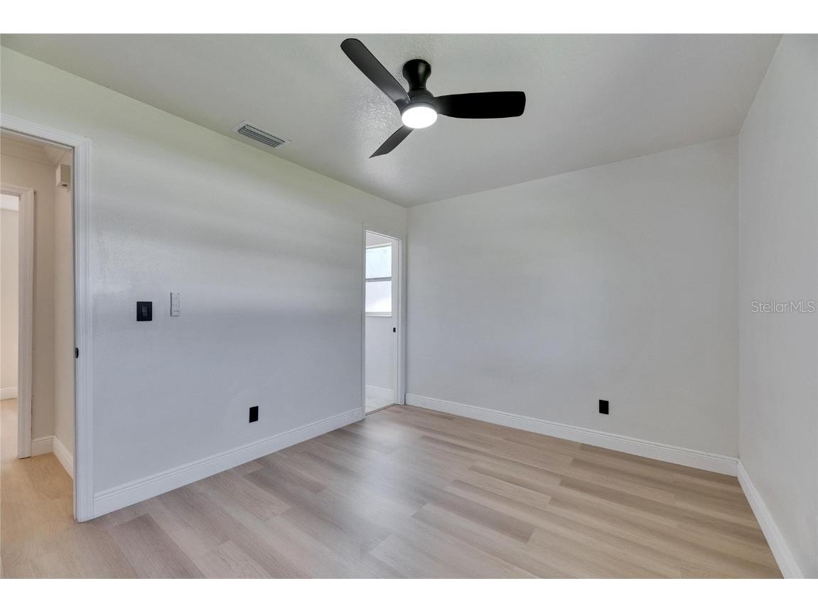 564 Florida Circle S Apollo Beach FL 33572 TB8435397 image37