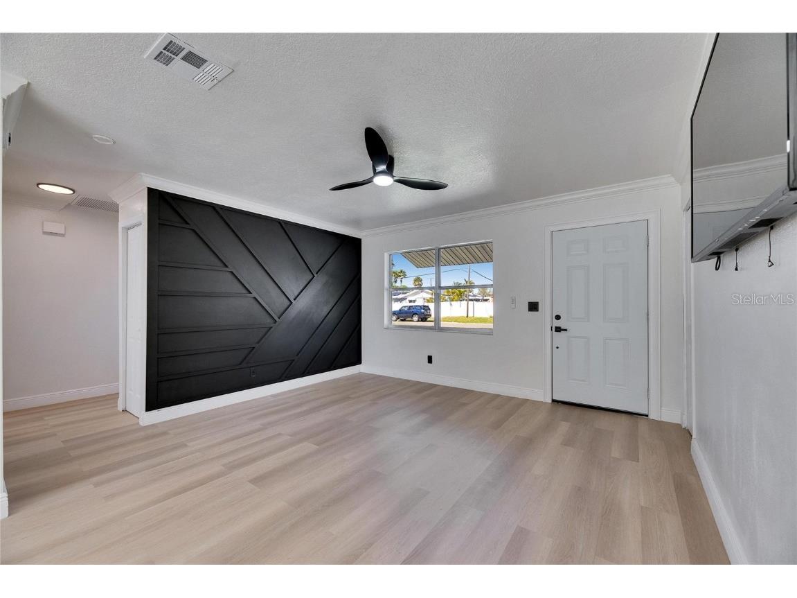 564 Florida Circle S Apollo Beach FL 33572 TB8435397 image5