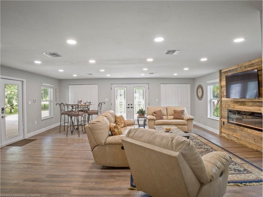 564 Lake June Road Lake Placid FL 33852 - LAKE JUNE L4963263 image10