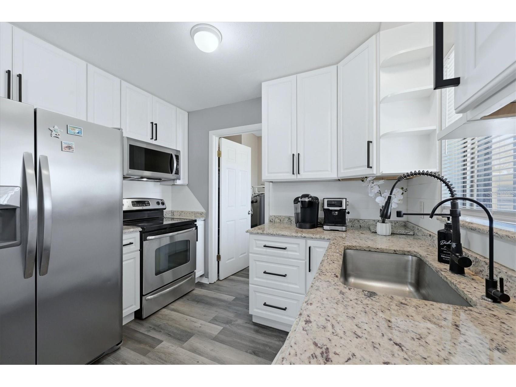 564 Leach Street Englewood FL 34223 D6146546 image10
