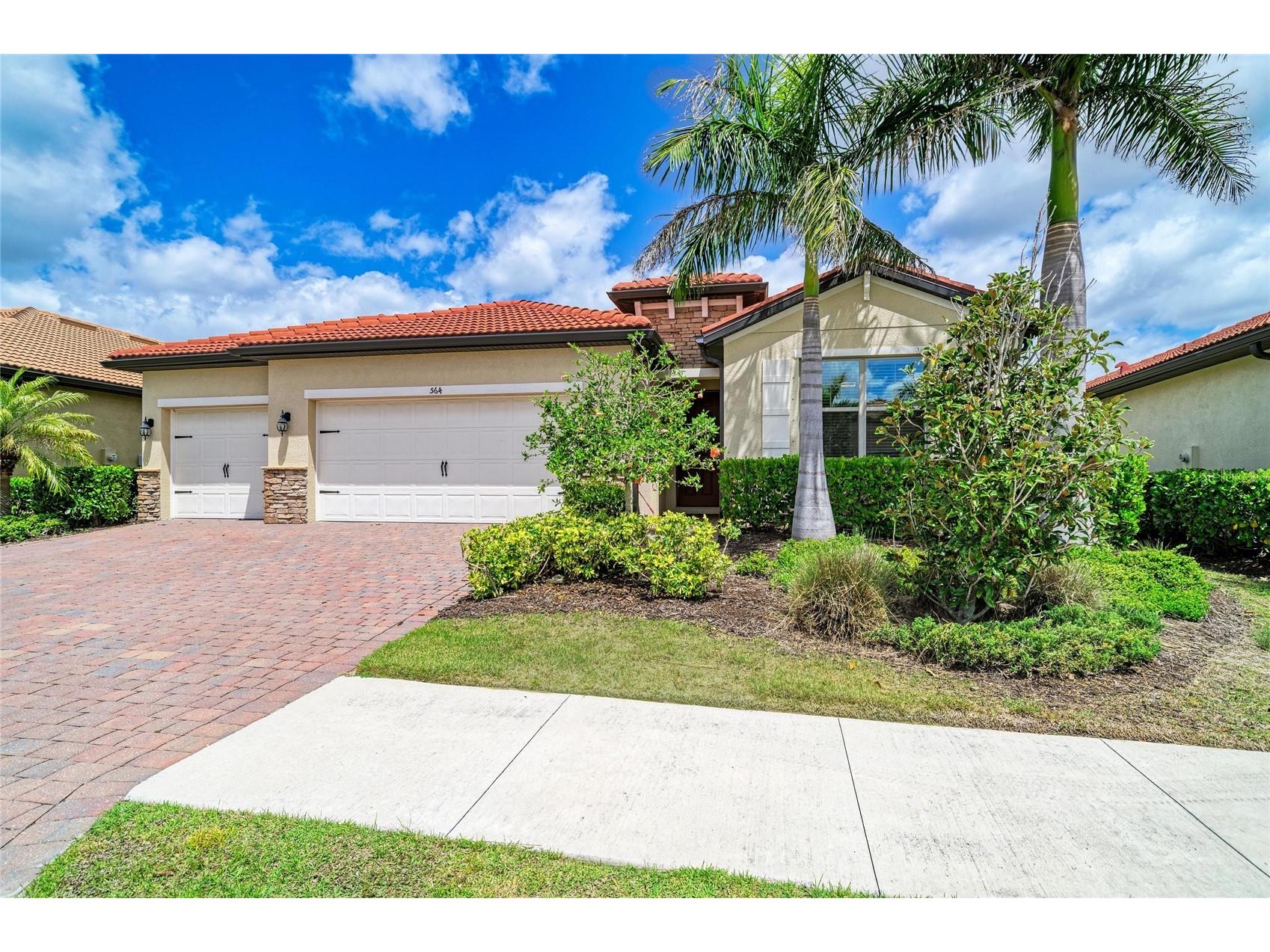 564 Maraviya Boulevard Nokomis FL 34275 A4690294 image1