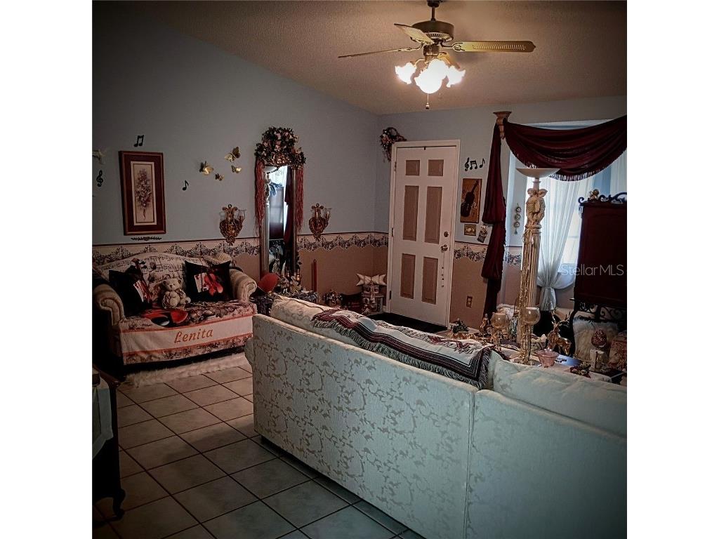 564 W Central Avenue Orange City FL 32763 V4946345 image12