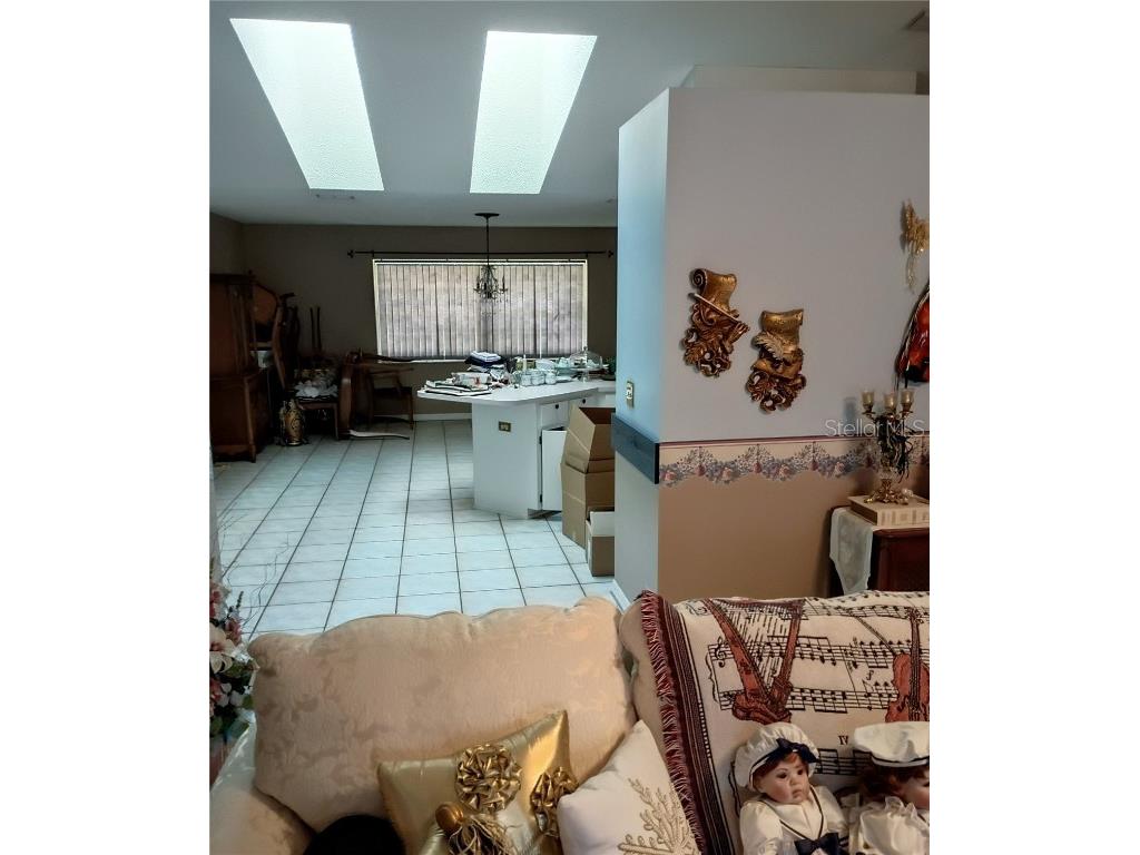 564 W Central Avenue Orange City FL 32763 V4946345 image16