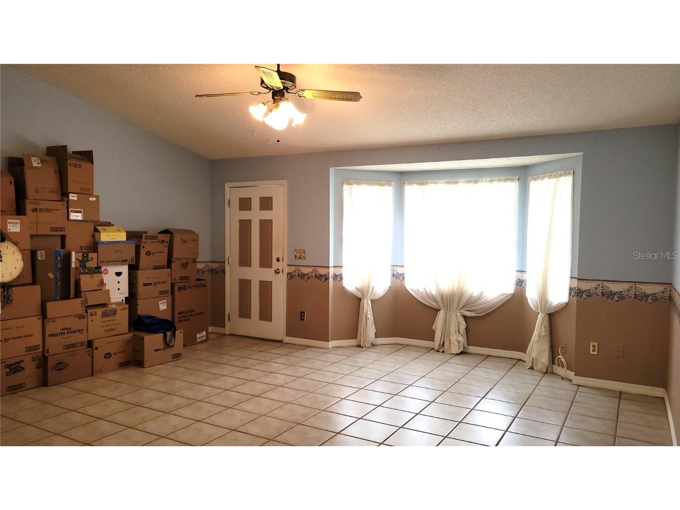 564 W Central Avenue Orange City FL 32763 V4946345 image3