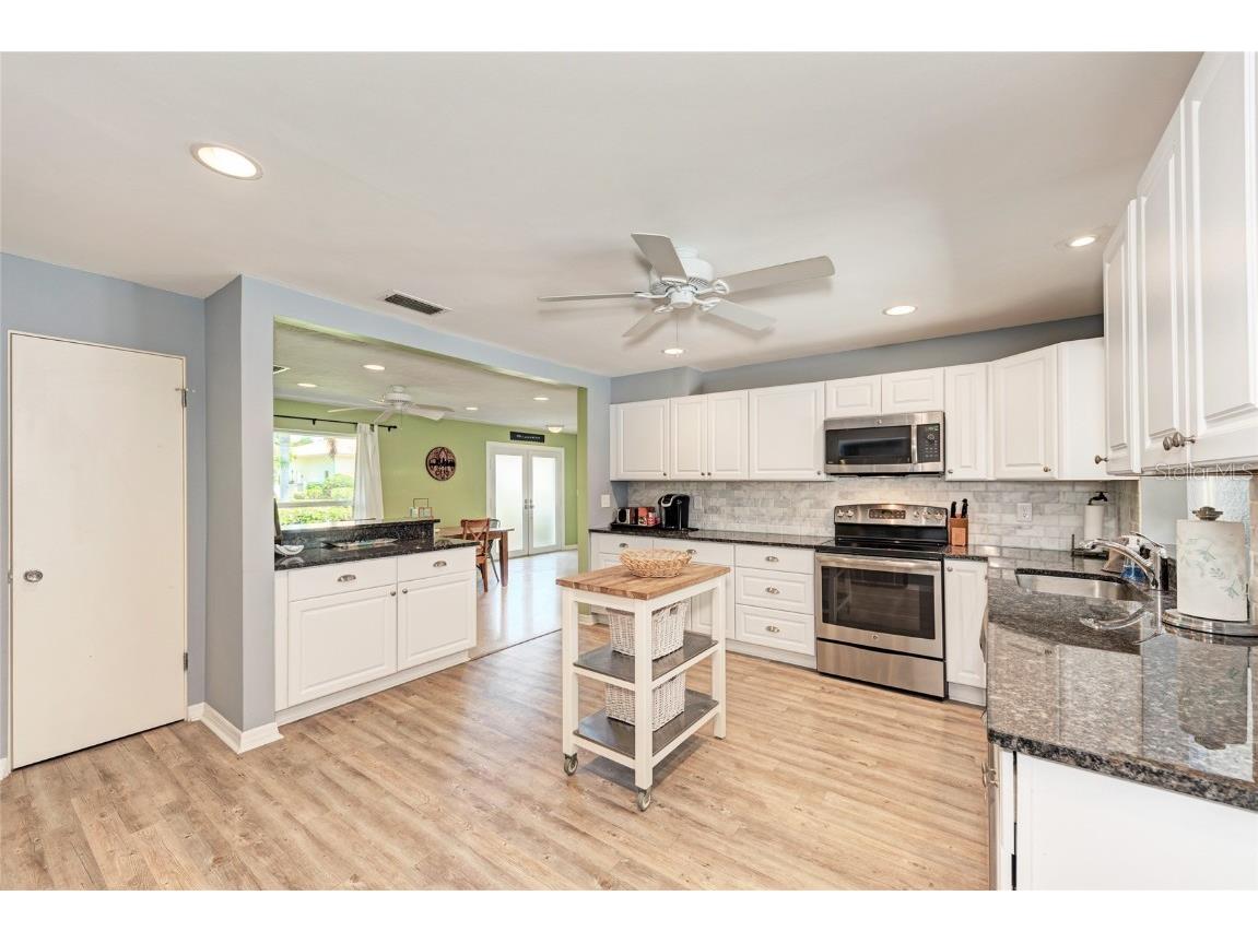 5640 Cape Leyte Drive Sarasota FL 34242 A4607612 image23