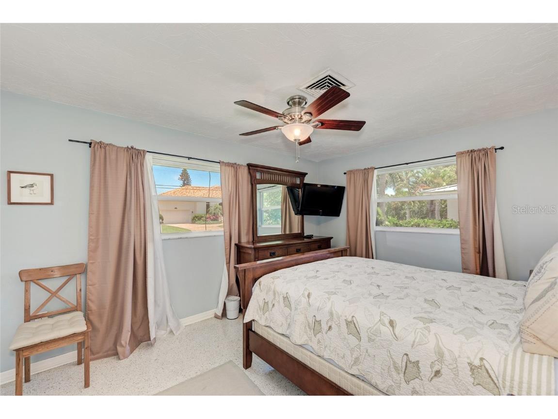 5640 Cape Leyte Drive Sarasota FL 34242 A4607612 image31