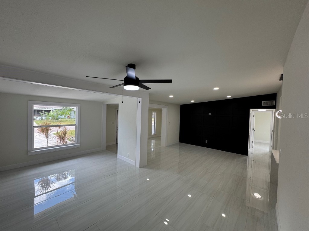 5640 Cedar Street NE Saint Petersburg FL 33703 TB8418636 image15