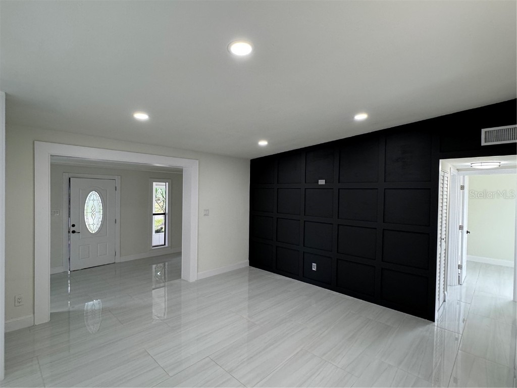 5640 Cedar Street NE Saint Petersburg FL 33703 TB8418636 image17