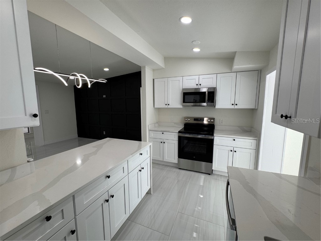 5640 Cedar Street NE Saint Petersburg FL 33703 TB8418636 image20