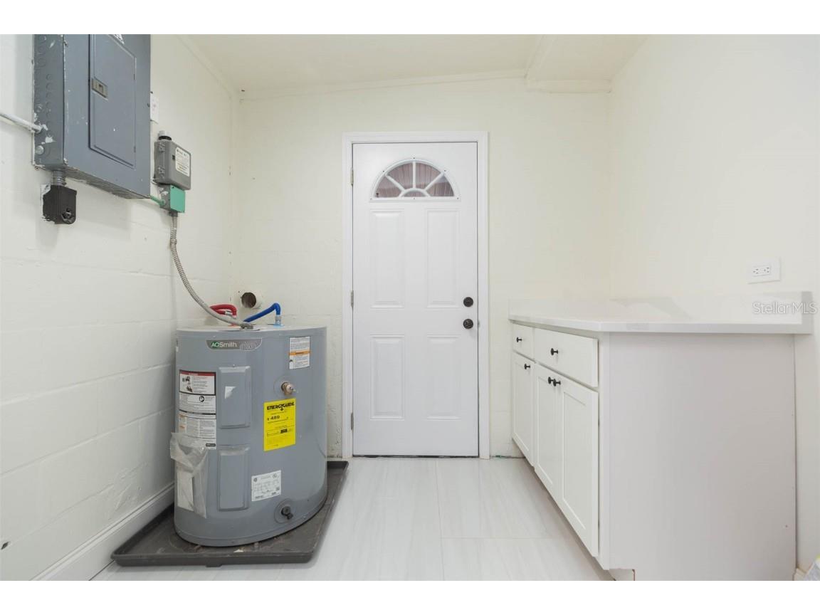 5640 Cedar Street NE Saint Petersburg FL 33703 TB8418636 image26