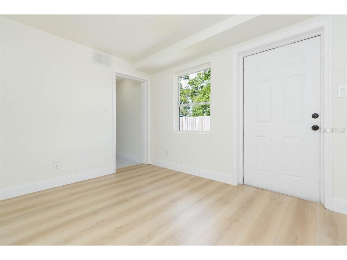 5640 Cedar Street NE Saint Petersburg FL 33703 TB8418636 image34
