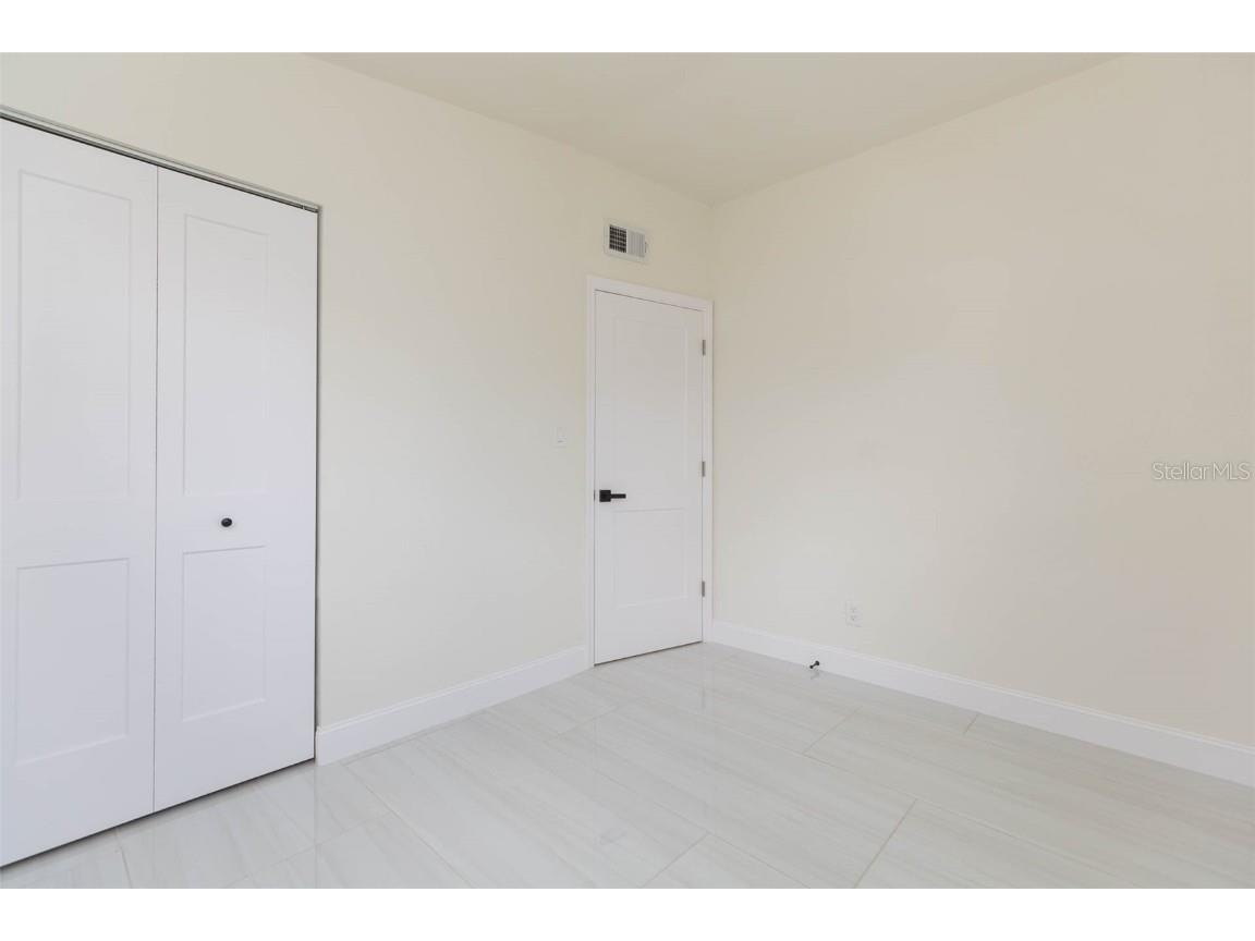 5640 Cedar Street NE Saint Petersburg FL 33703 TB8418636 image38