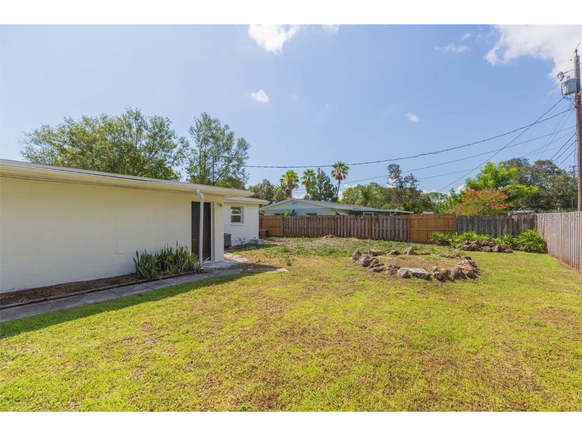 5640 Cedar Street NE Saint Petersburg FL 33703 TB8418636 image46