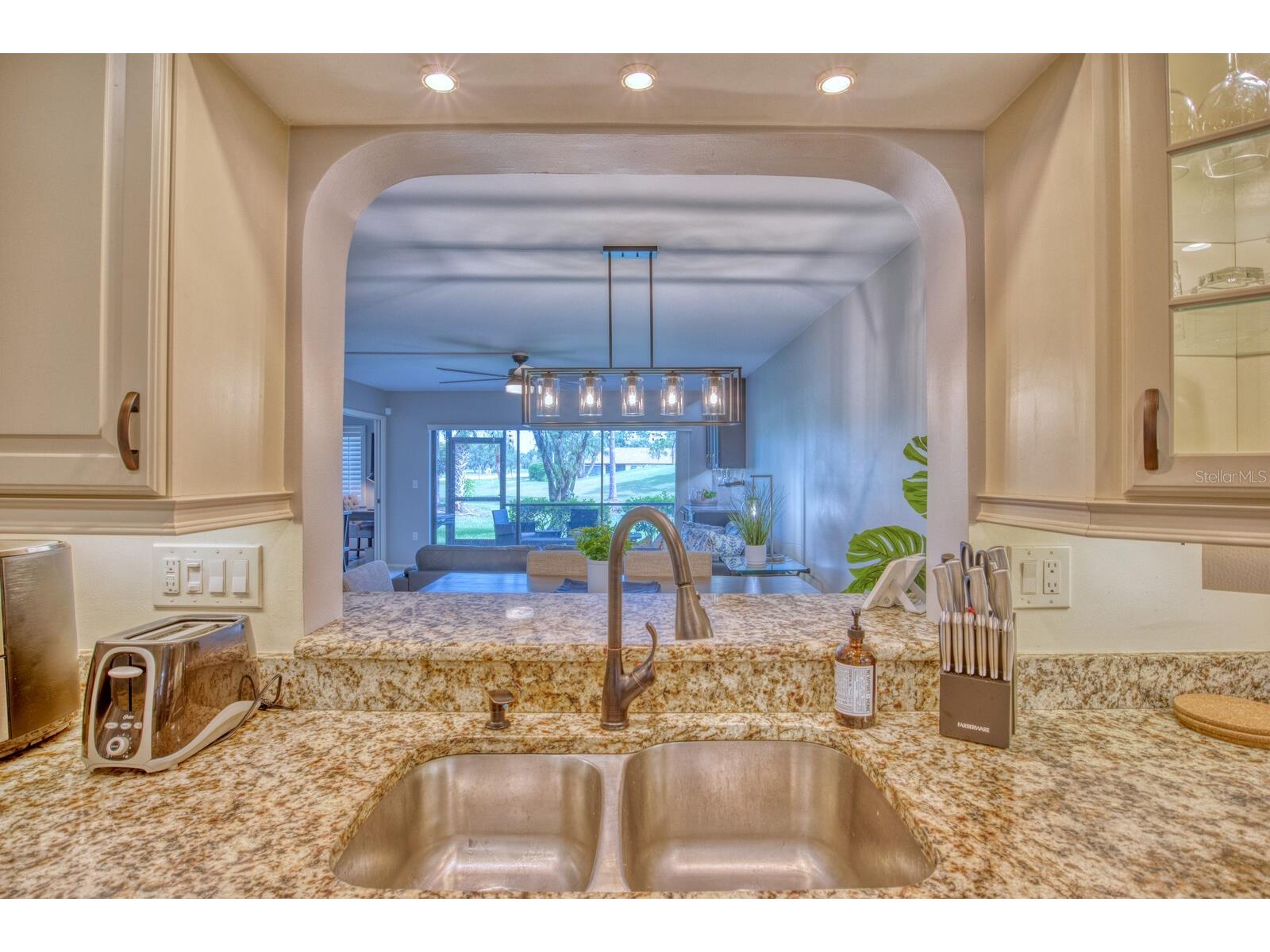 5640 Golf Pointe Drive #101 Sarasota FL 34243 TB8488837 image11