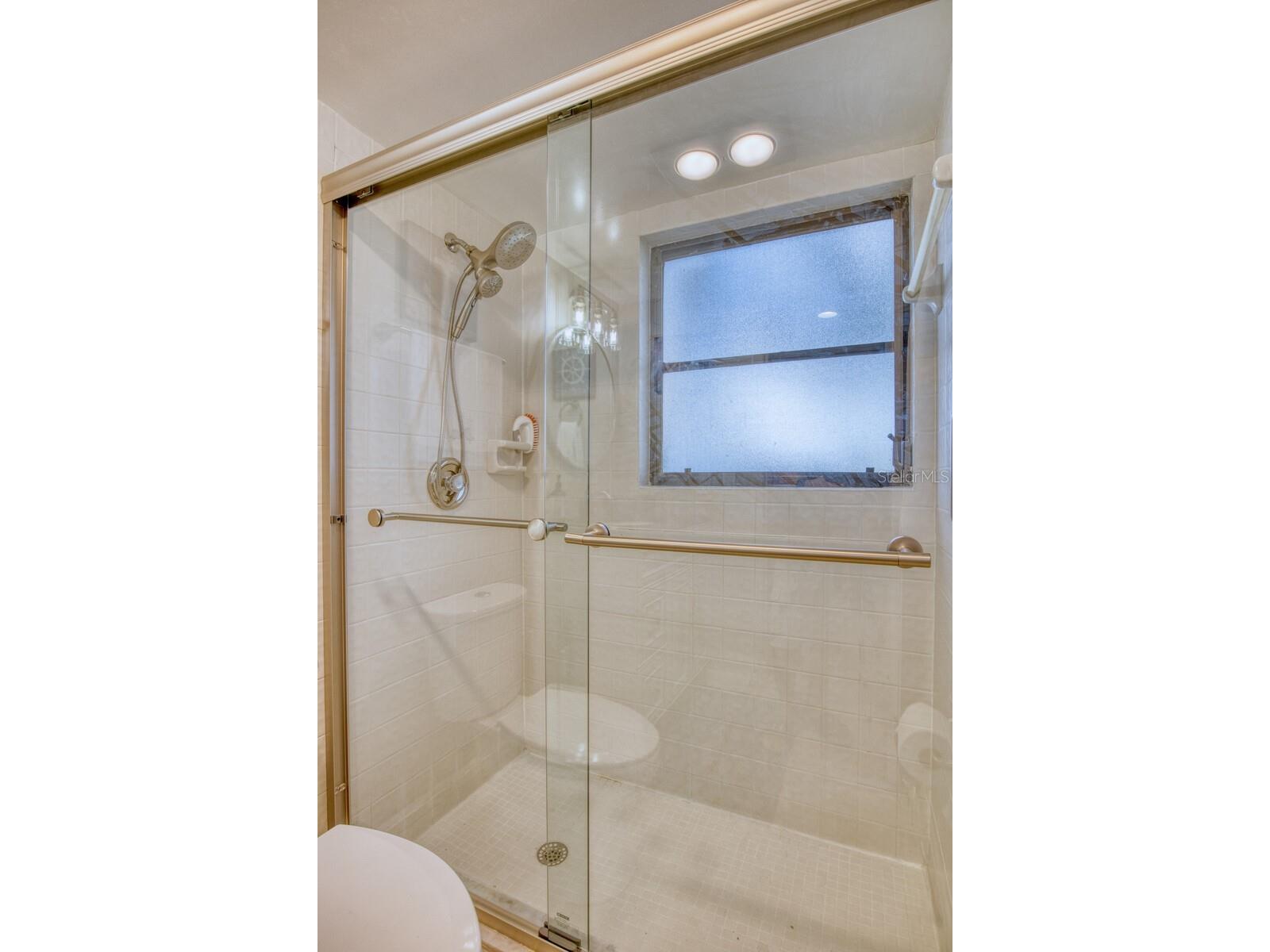 5640 Golf Pointe Drive #101 Sarasota FL 34243 TB8488837 image27