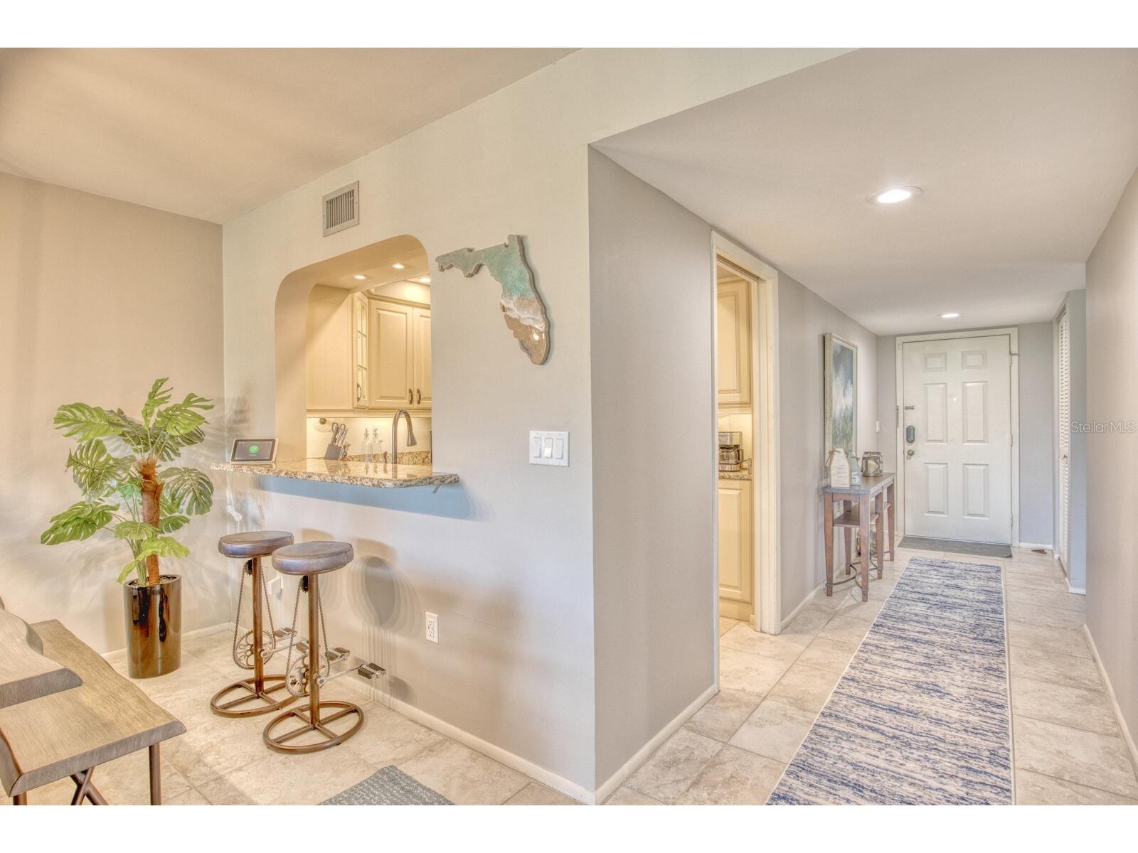 5640 Golf Pointe Drive #101 Sarasota FL 34243 TB8488837 image3