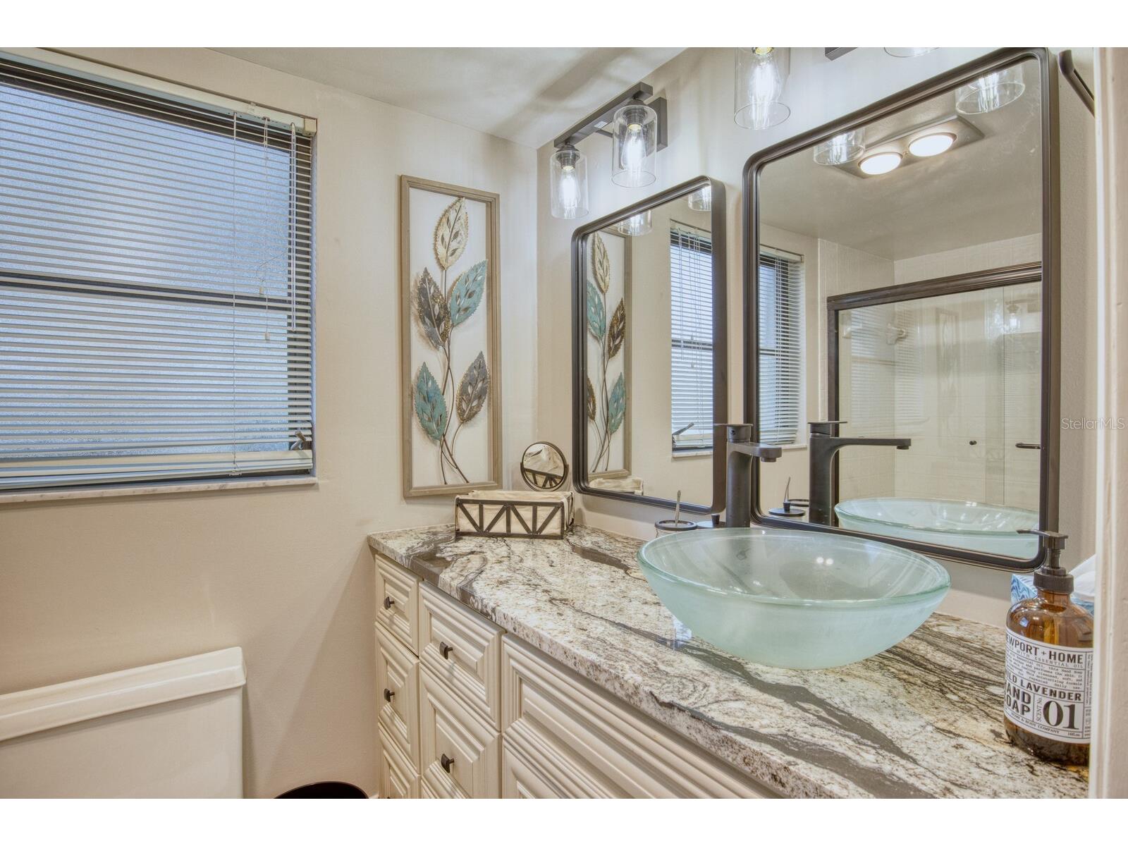 5640 Golf Pointe Drive #101 Sarasota FL 34243 TB8488837 image31