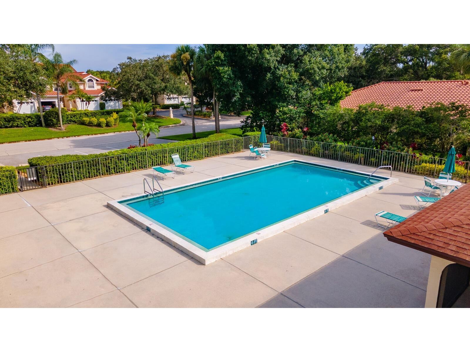 5640 Golf Pointe Drive #101 Sarasota FL 34243 TB8488837 image46