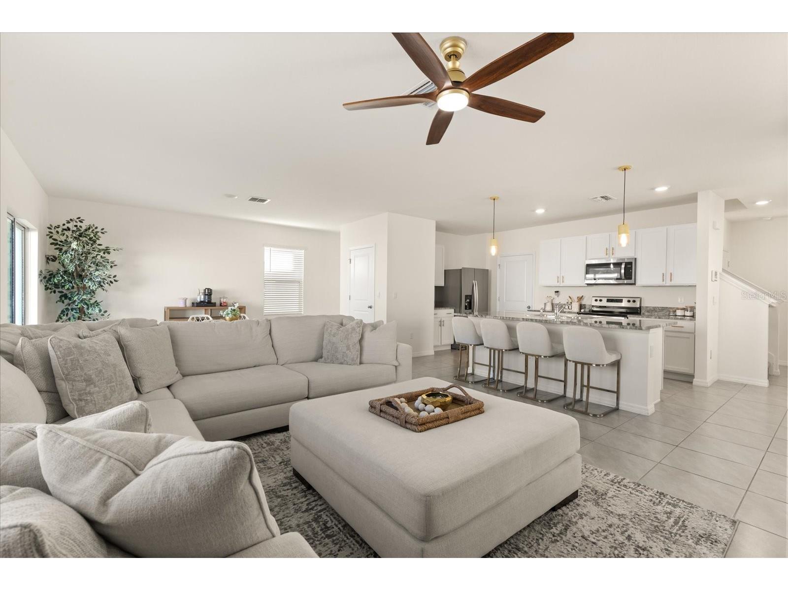 5640 Wandering Willow Drive Wesley Chapel FL 33545 TB8470409 image3