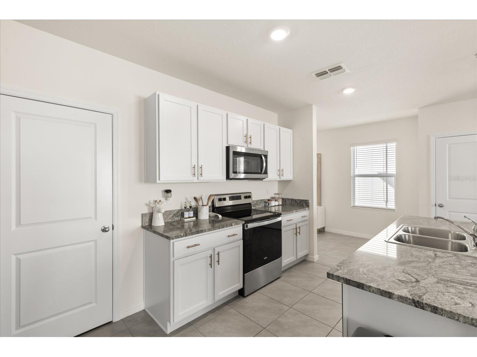 5640 Wandering Willow Drive Wesley Chapel FL 33545 TB8470409 image9