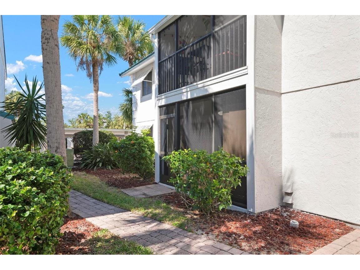 5641 Midnight Pass Road #903 Sarasota FL 34242 A4639217 image1