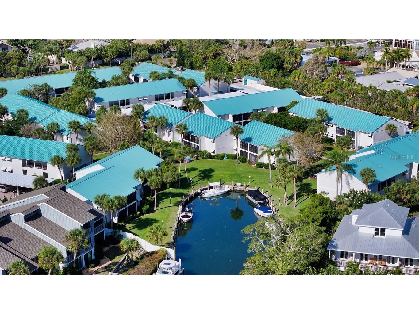 5641 Midnight Pass Road #904 Sarasota FL 34242 A4662852 image1