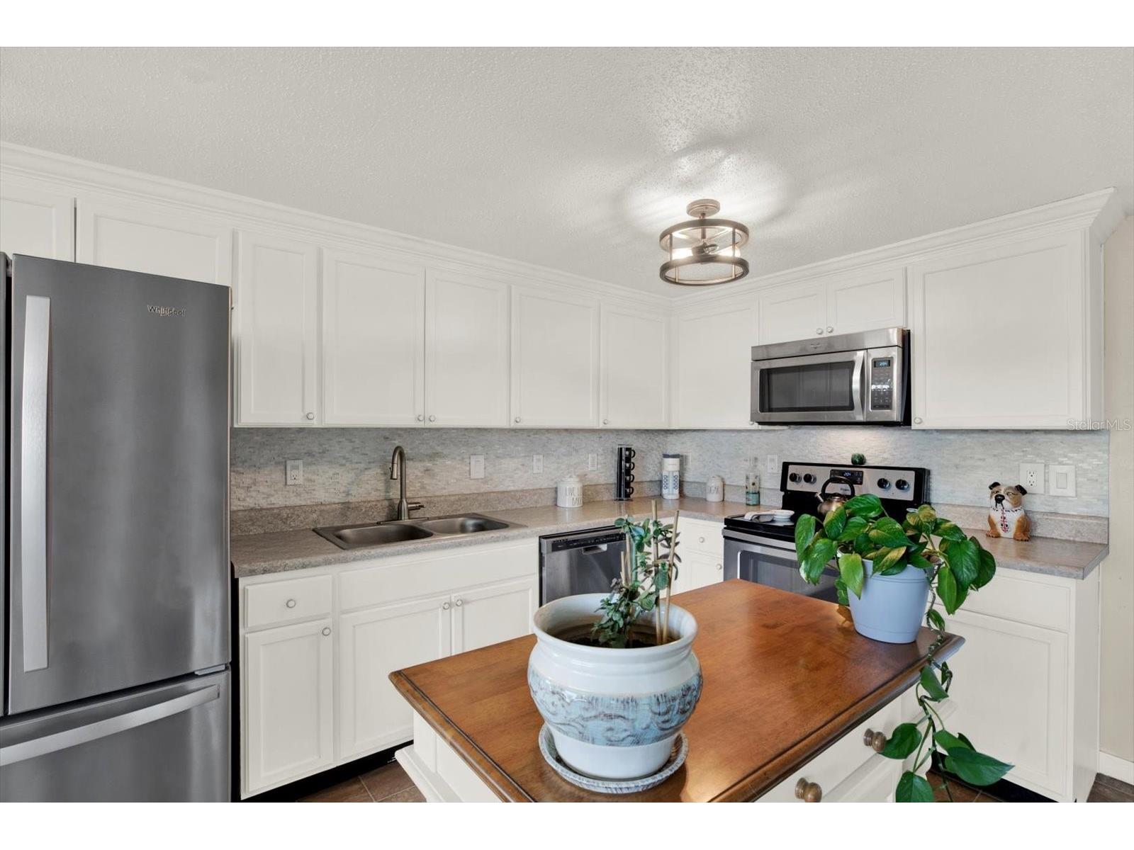 5642 Dove Drive New Port Richey FL 34652 TB8528512 image2