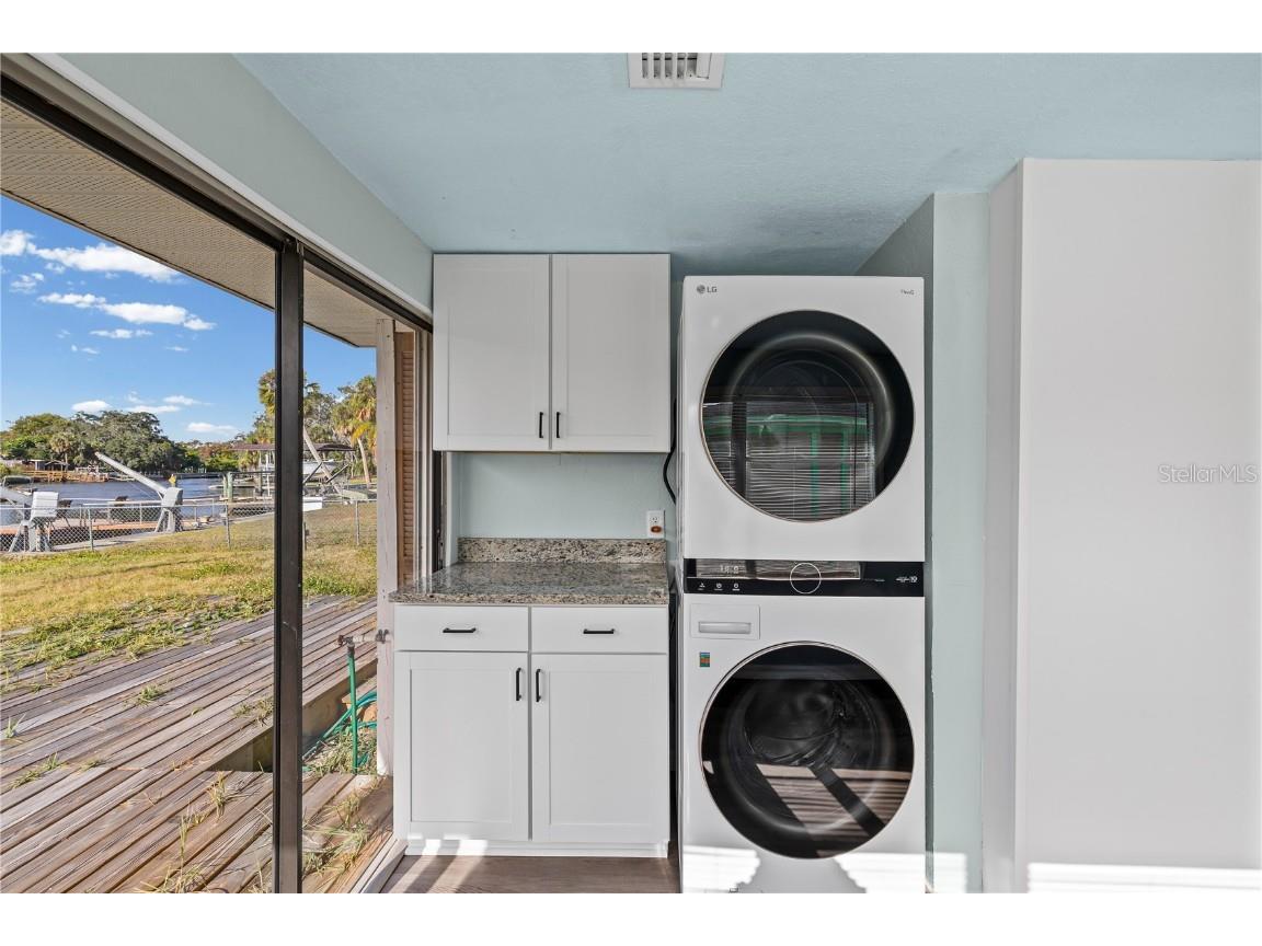 5642 Riverview Drive New Port Richey FL 34652 - PITHLACHASCOTEE W7881338 image12