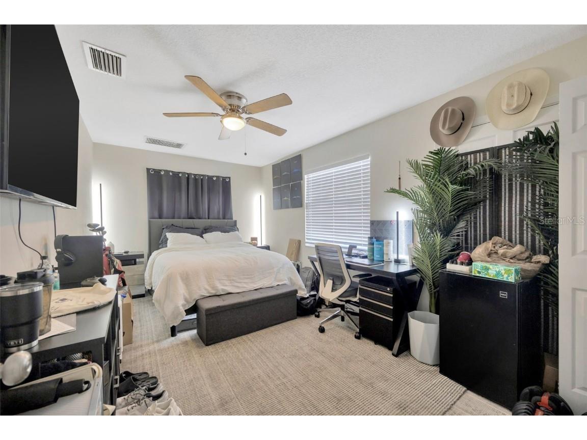 5643 Dartmouth Avenue N Saint Petersburg FL 33710 TB8392755 image17