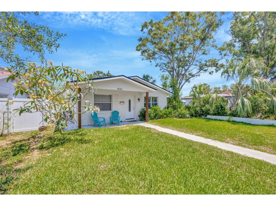 5643 Dartmouth Avenue N Saint Petersburg FL 33710 TB8392755 image2