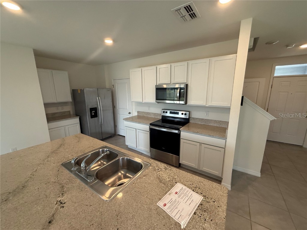 5643 Hollingworth Trail Wesley Chapel FL 33545 TB8457529 image2
