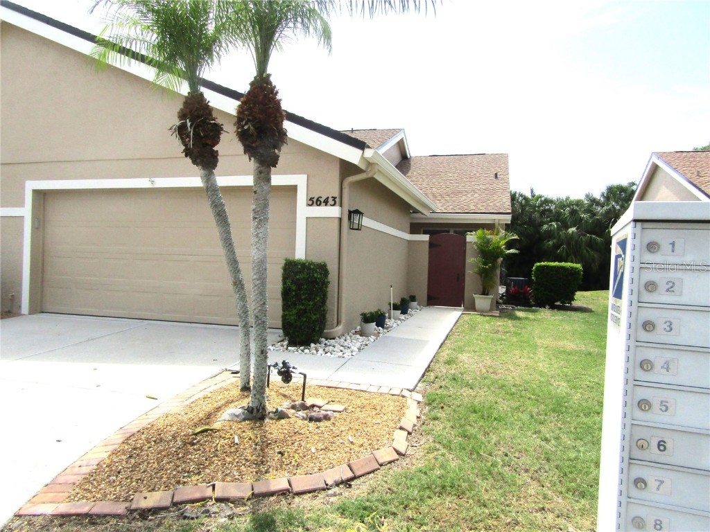 5643 Monte Rosso Road Sarasota FL 34243 A4650241 image2