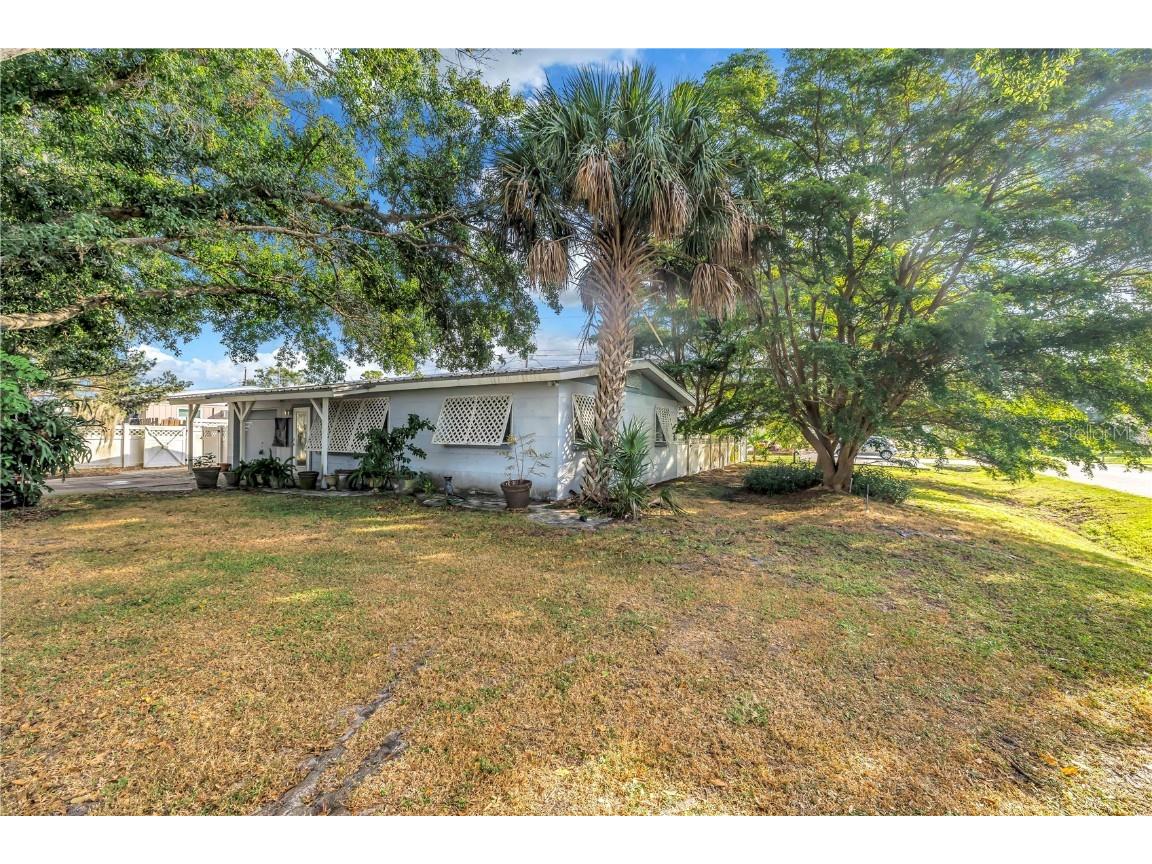 5643 Murdock Avenue Sarasota FL 34231 A4666748 image1