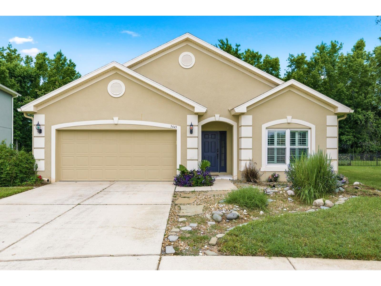 5643 White Trillium Loop Land O Lakes FL 34639 TB8517297 image1