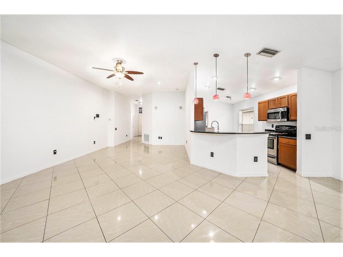 5644 Grindstone Loop Wesley Chapel FL 33544 TB8429417 image11