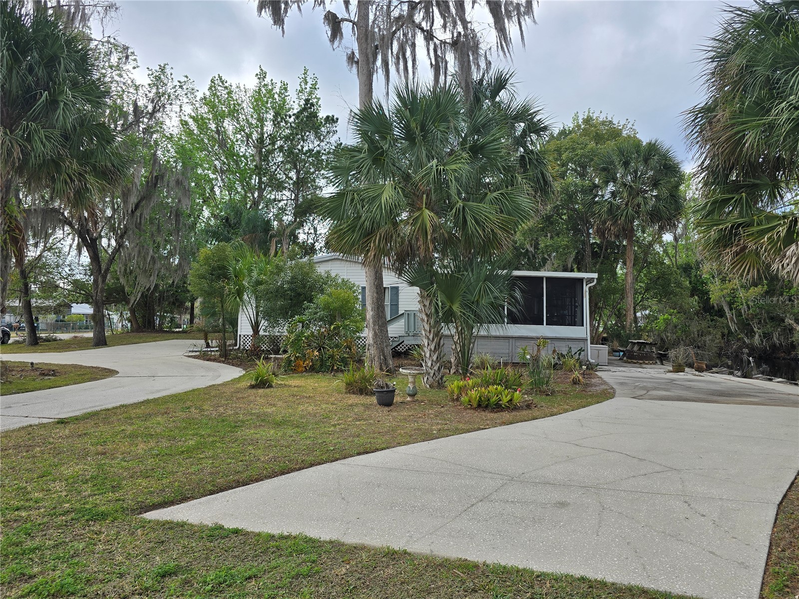 56449 Maple Road Astor FL 32102 - ST. JOHNS RIVER R4910776 image28