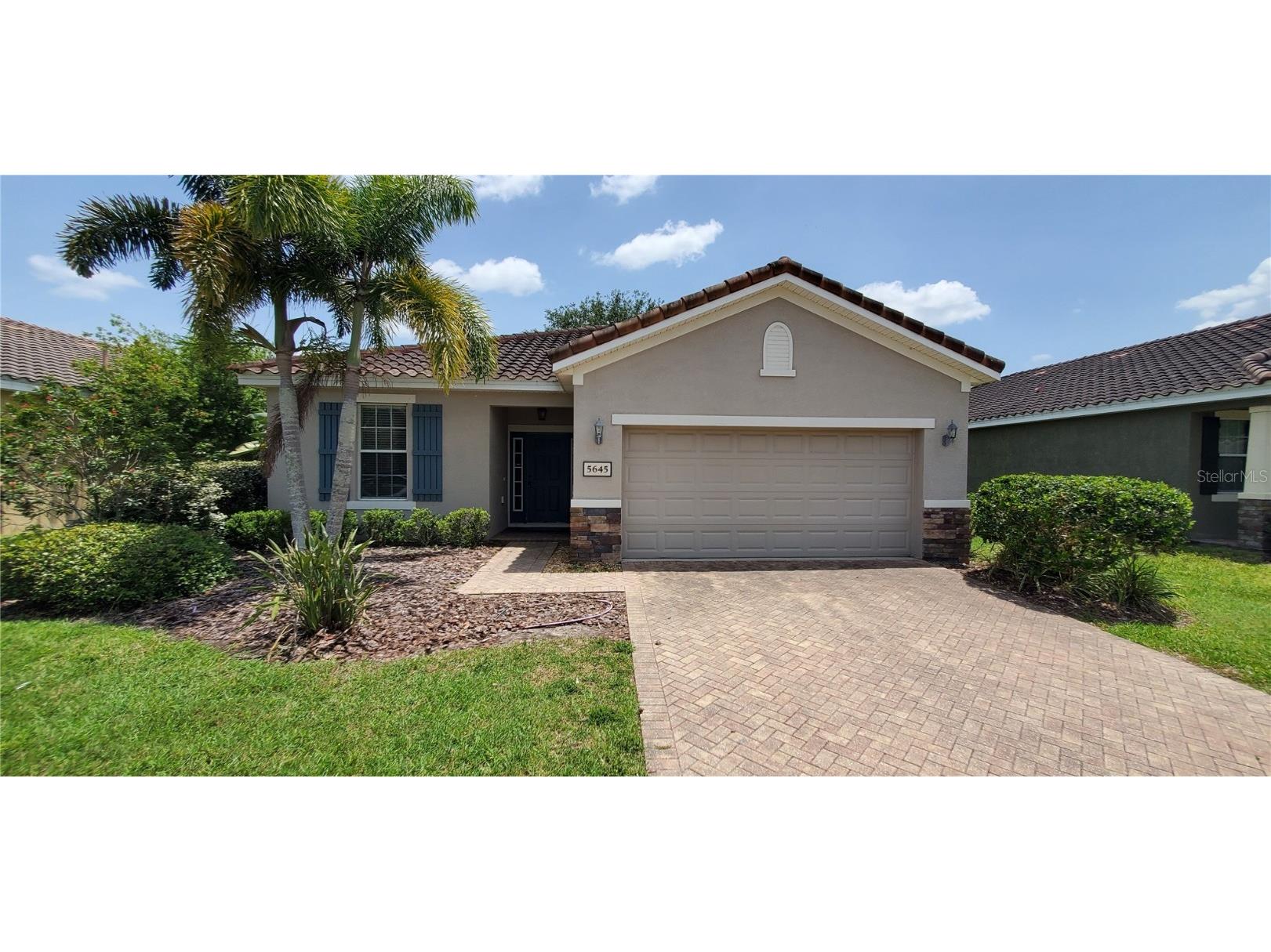 5645 Aaron Court Sarasota FL 34232 R4906821 image1