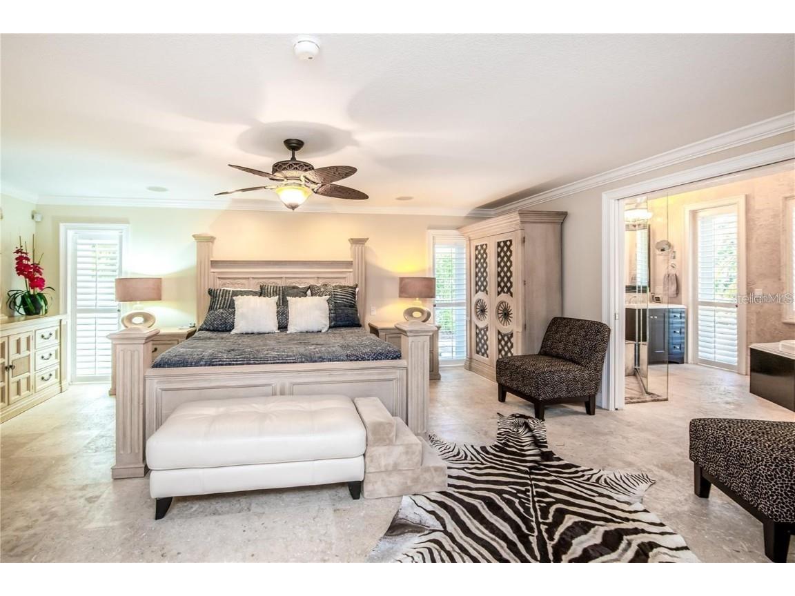 5645 America Drive Sarasota FL 34231 A4666619 image14